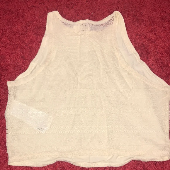 Hollister crop top - Picture 2 of 2